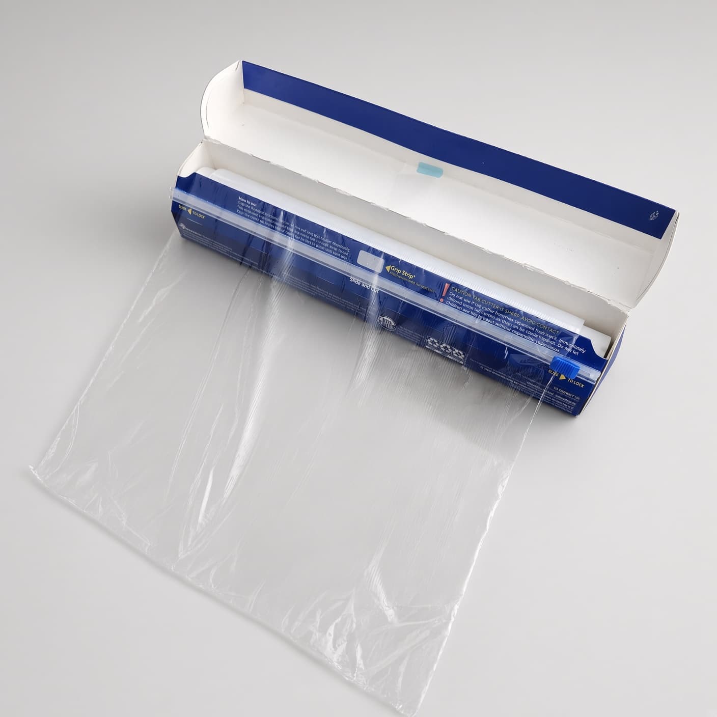 Reynolds Kitchens Clear Plastic Wrap with Built-In Slide Cutter (225 sq ft)